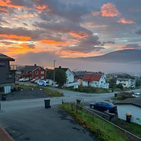 Stort Hus I Nordlysbyen *