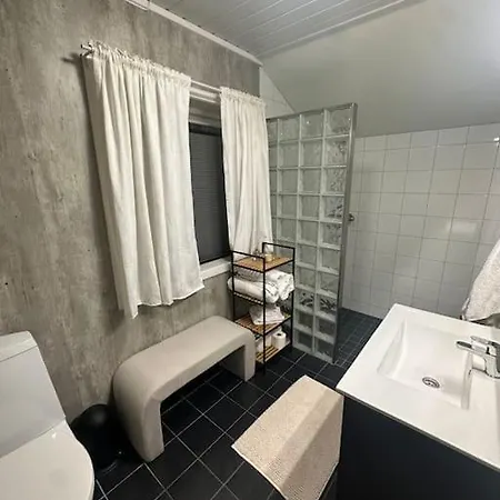 Stort Hus I Nordlysbyen * Tromso